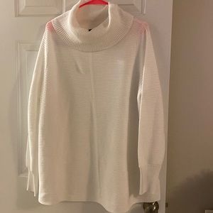 NWOT turtleneck💙